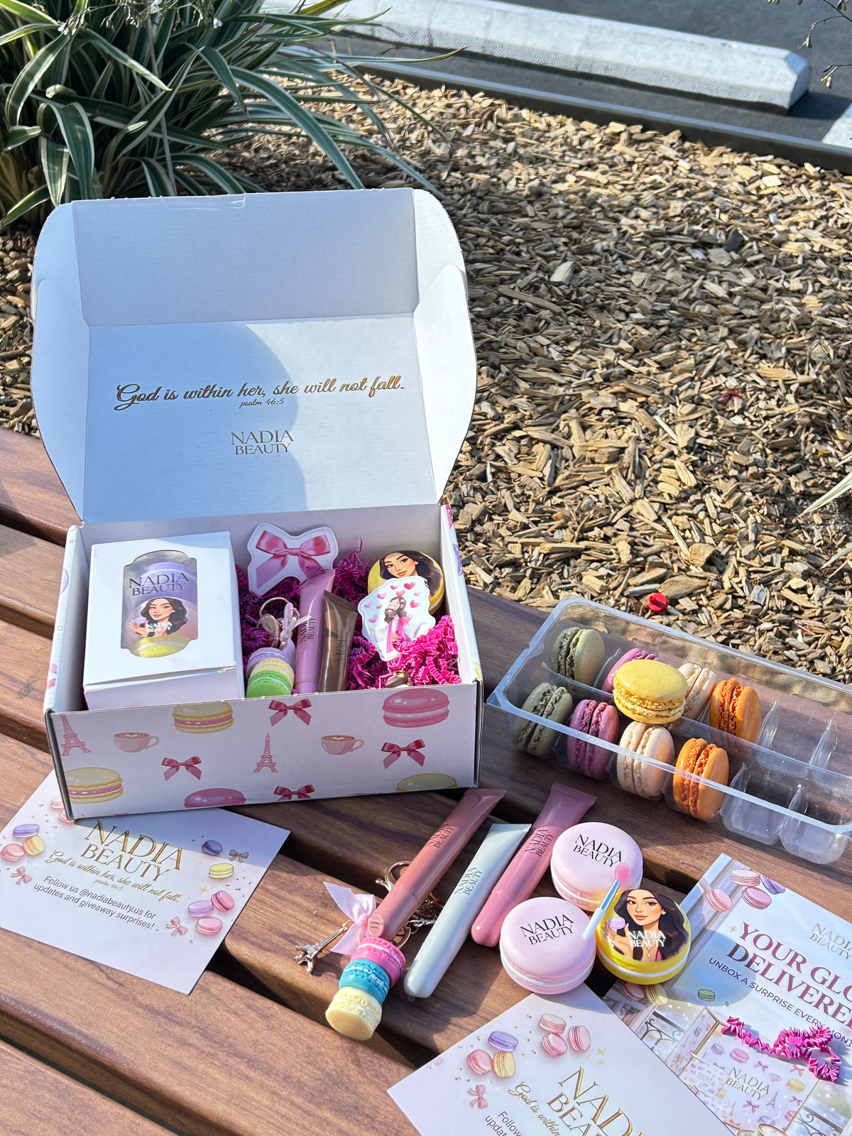Mega Macaron Mystery Box